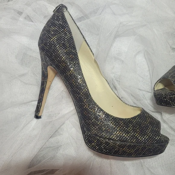 2/$40 Michael Kors metallic Blue , Gold Peep Toe Heels Used EUC..excellent Size9 - Picture 9 of 13